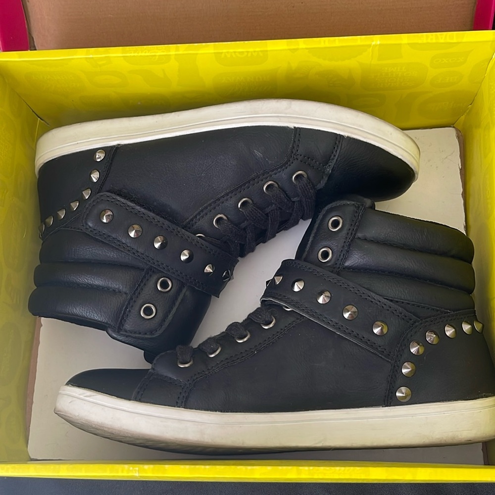 Charlotte Russe Affton-01 Studded High Top Sneakers, size US wmn 6